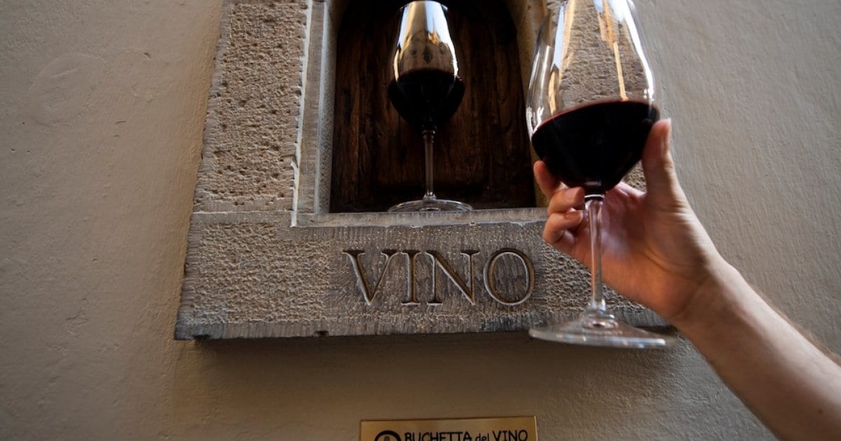 Powerful Medici family behind Italy’s ‘plague-free’ wine windows