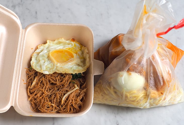 The fried 'beehoon' and 'mee rebus' make for a satisfying breakfast.