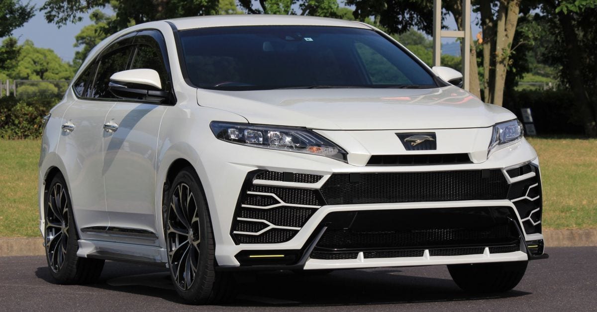 Toyota Harrier with Craftech body kit - Urus clone