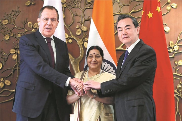 Chinese, Russian and Indian ministers meet – World