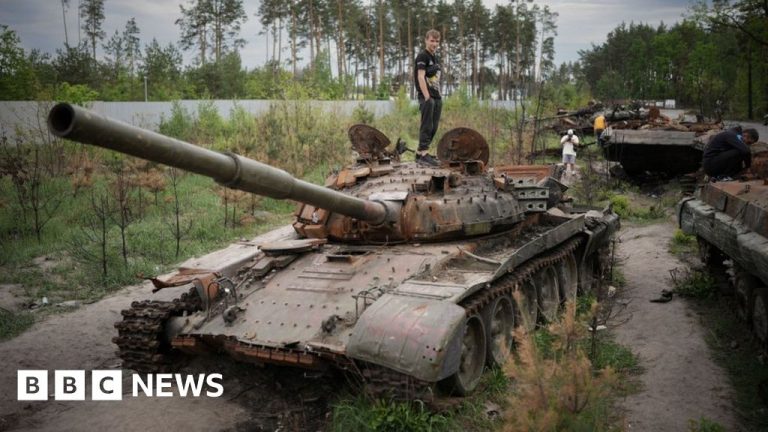 Ukraine war: Is the tank doomed?