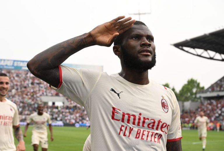 Football: Soccer-Kessie joins Barcelona as free agent after leaving AC Milan