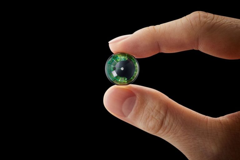 The smart contact lenses for augmented reality vision